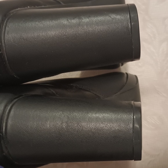 Brand new boot with tag no box size 9W. - Picture 4 of 9